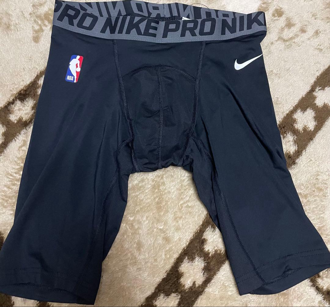 【新品未使用/選手支給品】NIKEナイキ NBA タイツ Mサイズ NBAナイキ選手支給品PRO 3/4タイツTIGHTS黒色バスケスパッツMサイズ