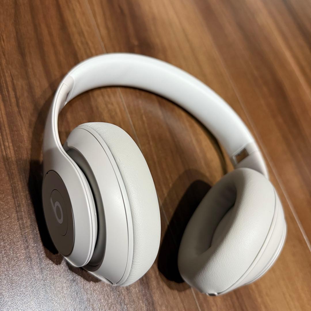 専用 beats studio pro ワイヤレスヘッドホン