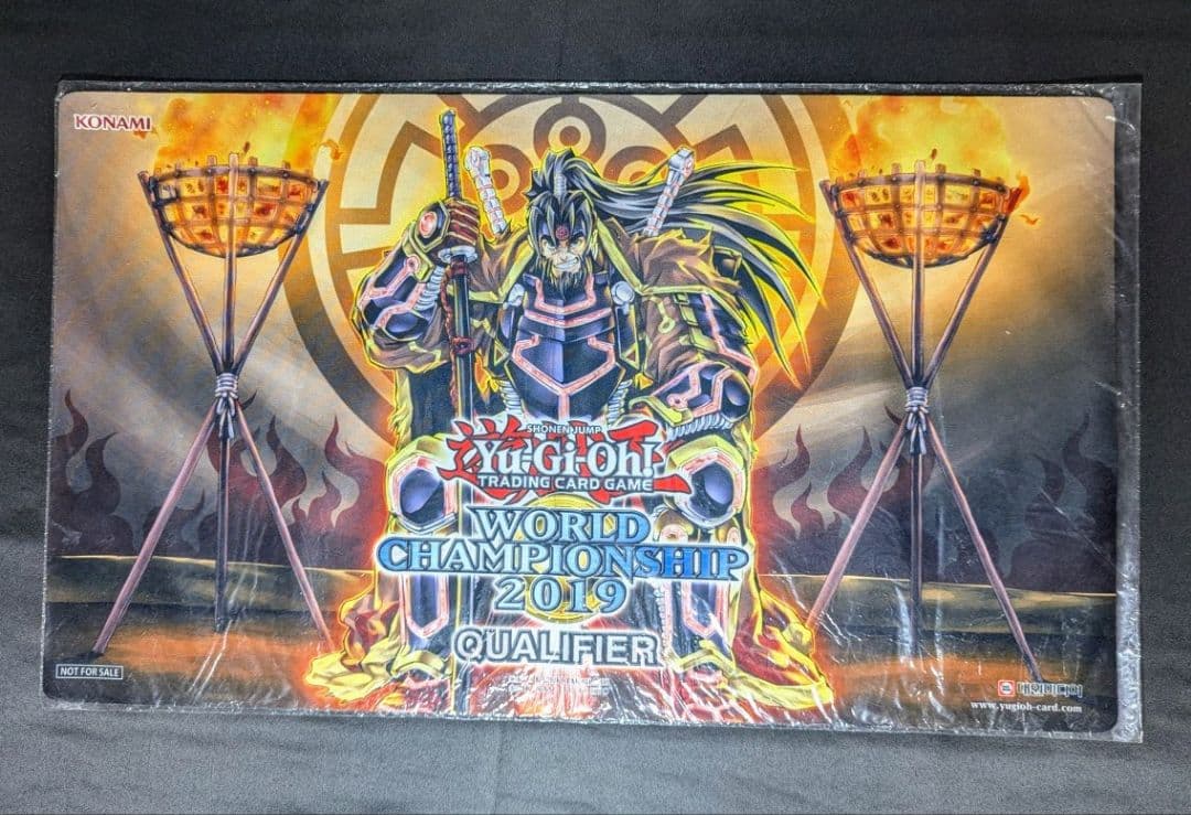 未開封 六武衆の軍大将 プレイマット 遊戯王 韓国 WCQ 2019 遊戯王】 六武衆の軍大将 LVP2/スー の通販 - カーナベル