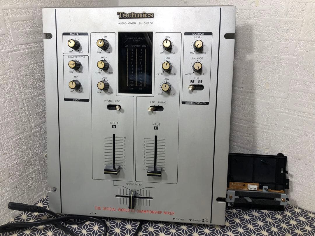 Technics テクニクス　SH-DJ1200 Technics SH-DJ1200の仕様 テクニクス