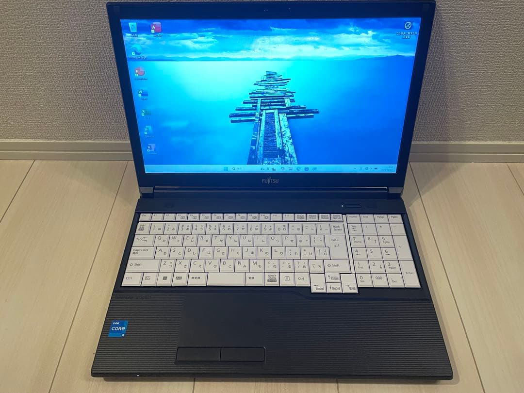 富士通 A5512/K i5 12世代 256GB Office 中古品】LIFEBOOK A5512/KX Fujitsu 15.6インチ 第12世代Core i5 管