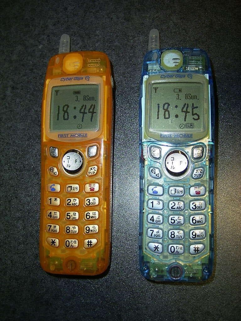 ツーカー tel-me-AQUA 2色セット 実機 動作品 付属品有 TU-KA - メルカリ