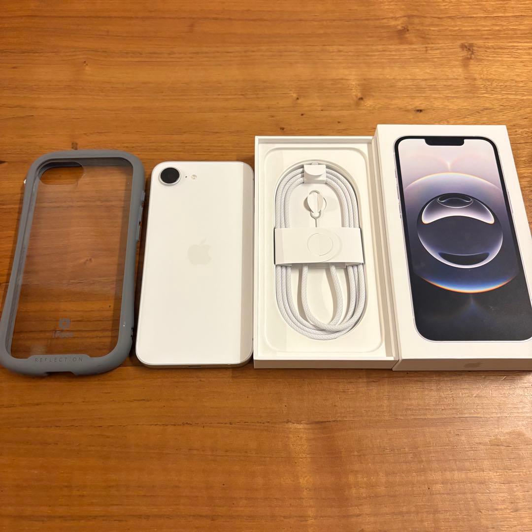 【ほぼ新品】iPhone16e 128G ホワイト iPhone 【あすつく、土日、祝日発送、店舗受取可】新品未開封品【N