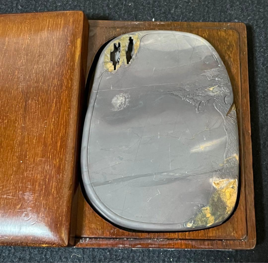 最終処分価格　旧坑老坑端渓水巌硯　氷裂紋・金線（黄龍）・火捺・臙脂暈・端渓の極み 最終処分価格 旧坑老坑端渓水巌硯 氷裂紋・金線（黄龍）・火捺・臙脂暈