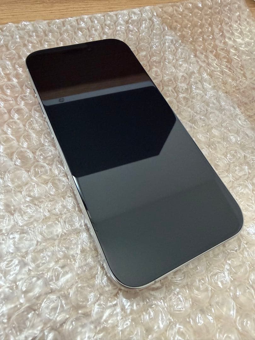 本日中に出品停止】iPhone 15 Pro 128GB 最大容量100% - メルカリ