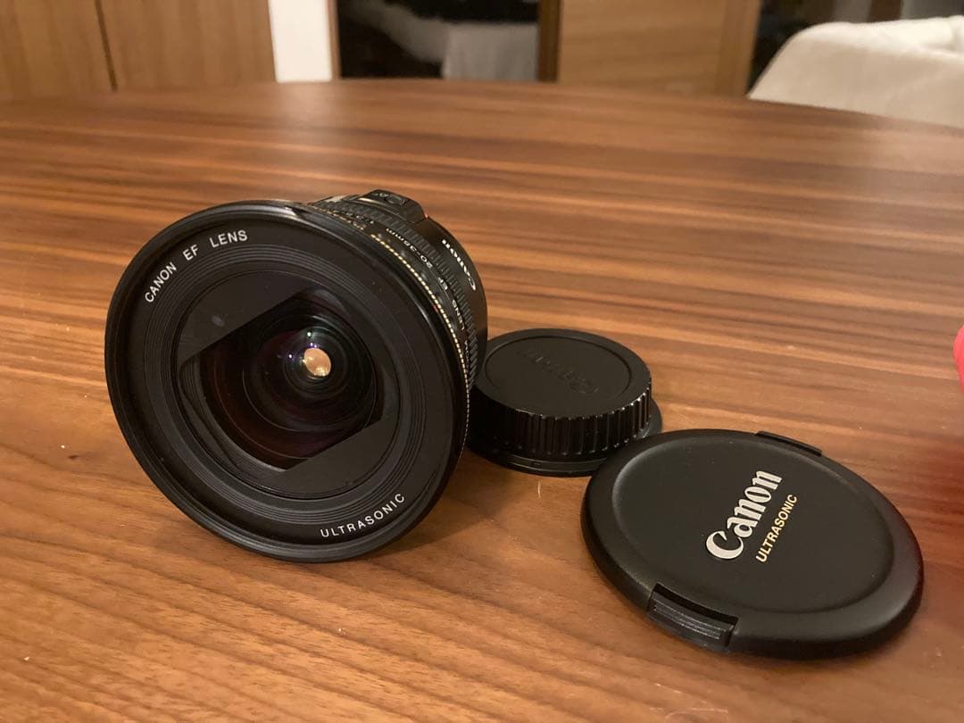 レンズ(ズーム) Canon EF20-35mm F3.5-4.5 USM