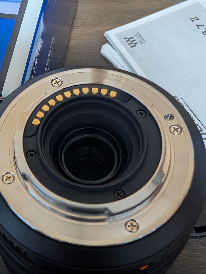 にゃお　M.ZUIKO 75-300mm F4.8-6.7 IIフード付