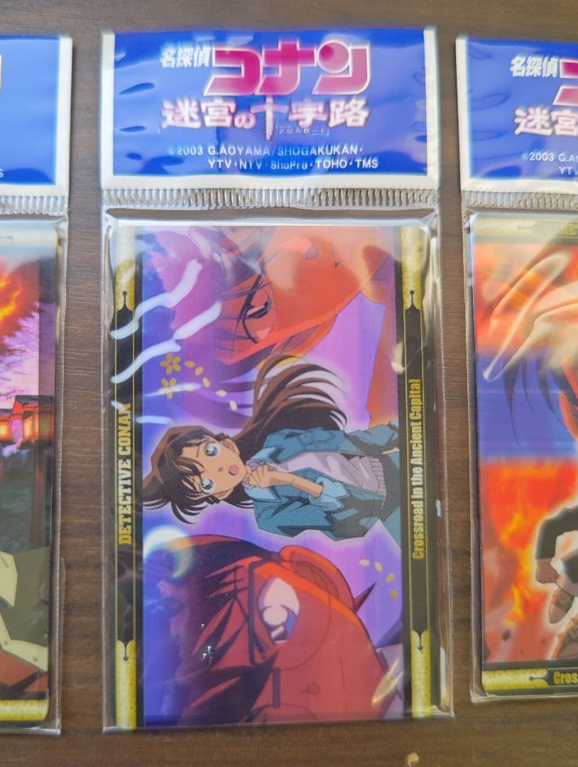 未開封】名探偵コナン 迷宮の十字路 クリアカード 全3種セット＋缶