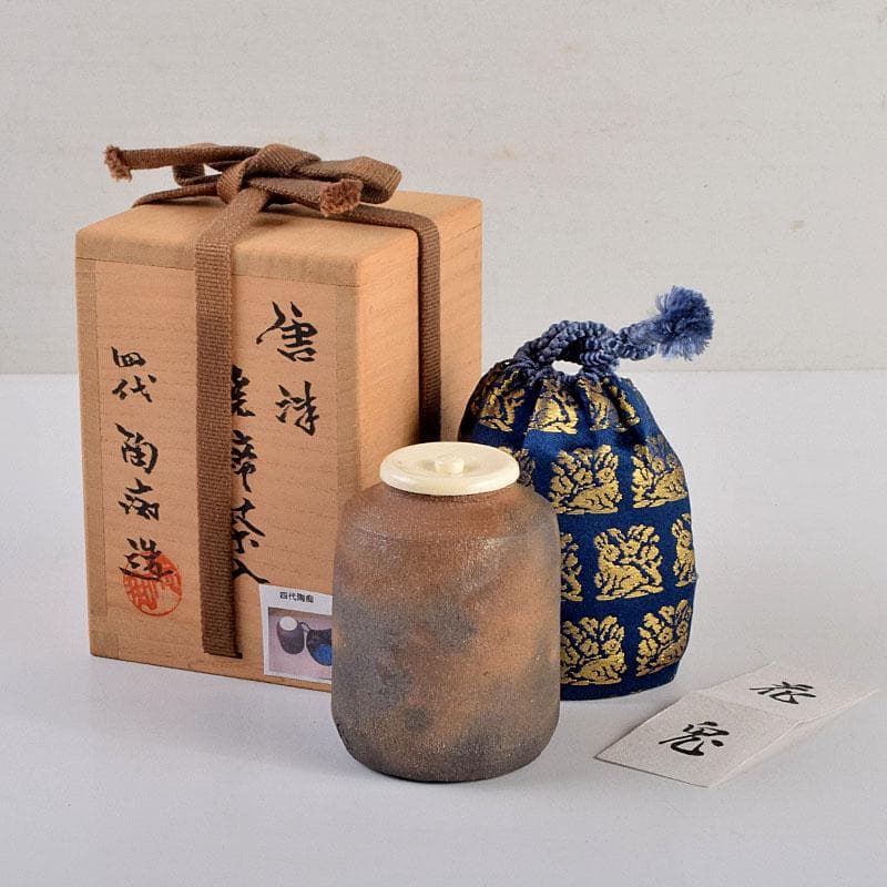 茶道具　唐津焼　四代　中野陶痴造　焼締茶入　仕覆付　共箱　V　8892 茶道具 唐津焼 四代 中野陶痴造 焼締茶入 仕覆付 共箱 V 8892 - メルカリ