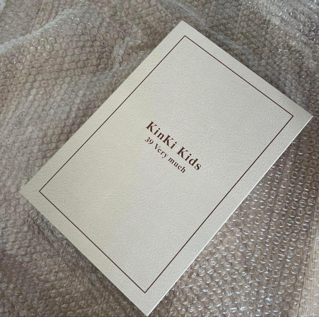 △新品KinKi Kidsキンキベスアルバム39Very muchチャーム△ - メルカリ