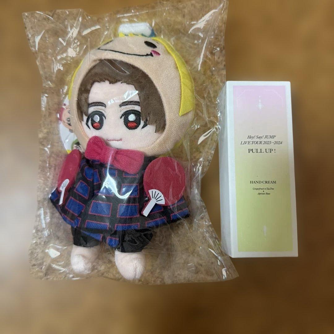 山田涼介 ぬいぐるみマスコット プロデュースハンドクリーム - メルカリ