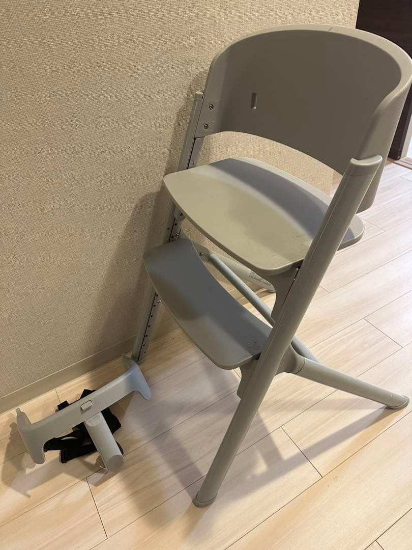 NOVUS(ノウス) ベビーハイチェア グレー 【子供用椅子 食事イス - メルカリ