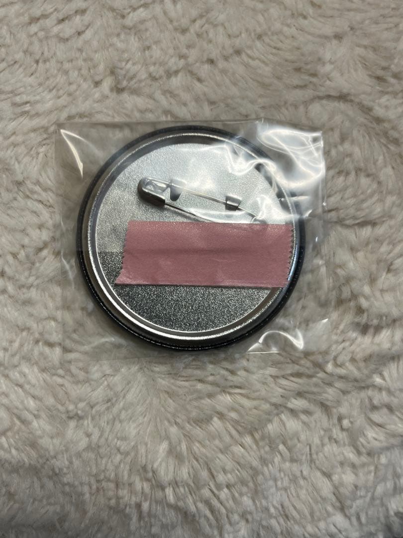 ツイステッドワンダーランド ツイステ イデア 缶バッチ キービジュアル