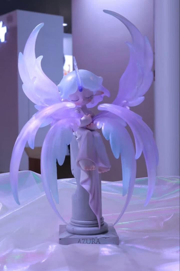 AZURA The Wing Figurine 海外限定 - メルカリ