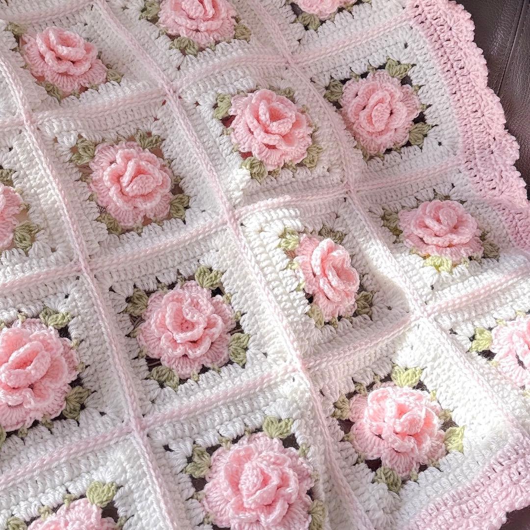 【7】 薔薇 マルチカバー ブランケット 立体花 モチーフ編み 7】 薔薇 マルチカバー ブランケット 立体花 モチーフ編み 7】 薔薇