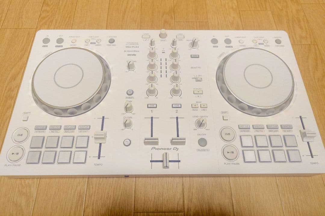 【美品】DDJ-FLX4-W 外箱・持ち運び用ケース付き Pioneer DJ DDJ-FLX4-W (ホワイト)+専用スリーブケース+選べる特典