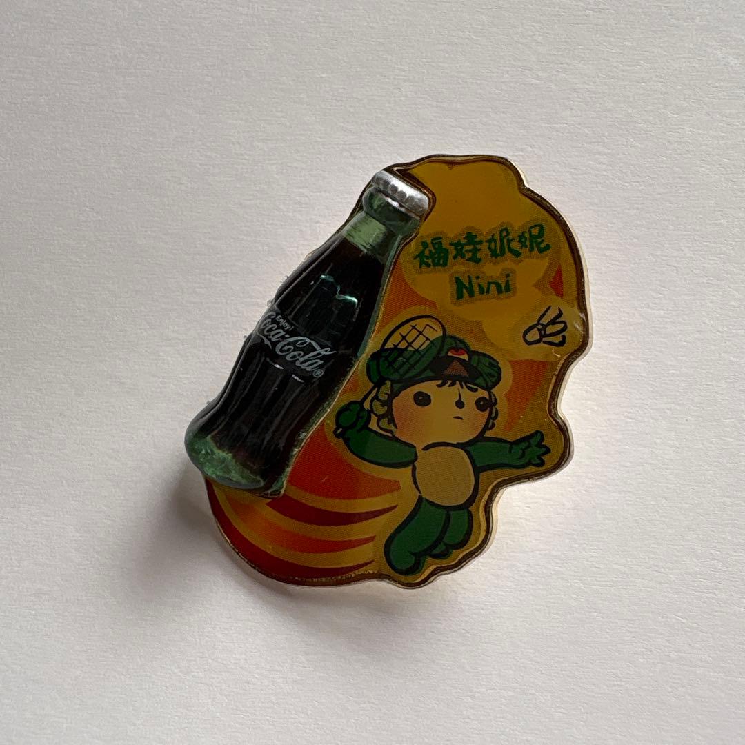 コカコーラピンバッジ 美好季節ノベルティ - メルカリ