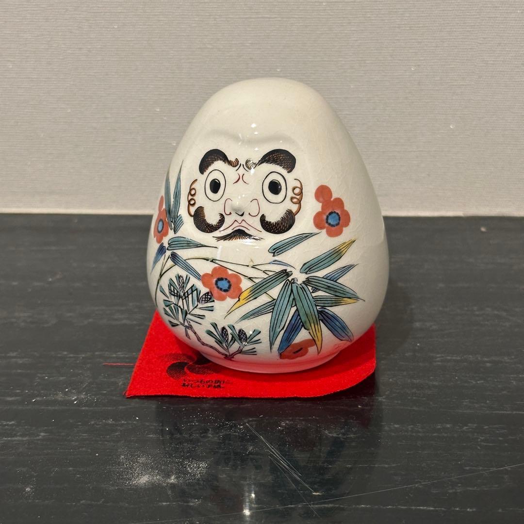 希少】 陶器製 九谷焼 九谷 ダルマ だるま 達磨 縁起物 置物 赤い台座