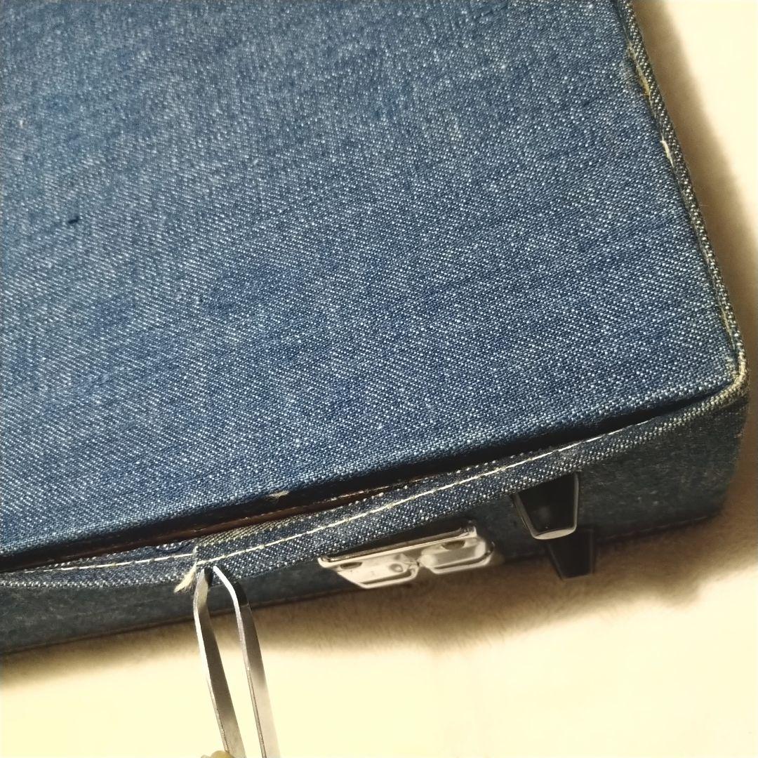 珍品 リーバイス デニム アタッシュケース オレンジタブ - メルカリ