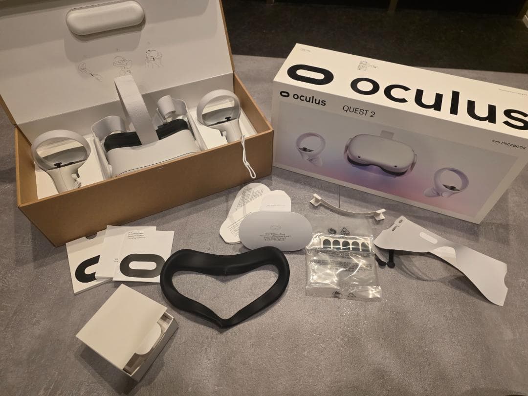  Quest 2 128GB  VRヘッドセット Amazon.com: Oculus Quest 2 Advanced All-in-One Virtual Reality