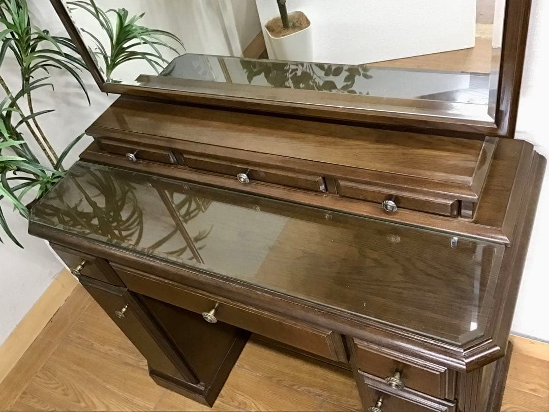 Sally♪☆管993☆カリモク☆ドマーニ☆クイーンズライフドレッサー