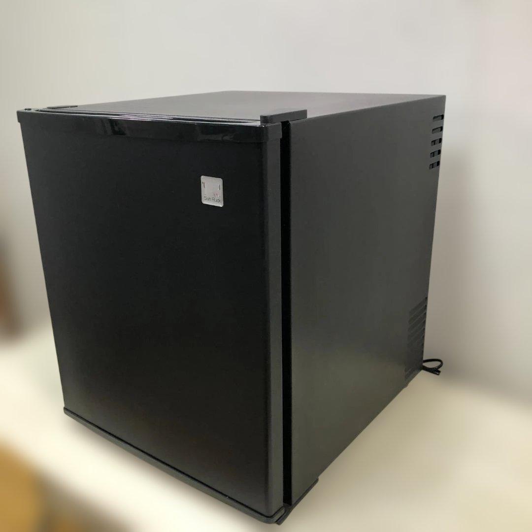 美品 Sun Ruck 小型冷蔵庫 SR-R4803 2022年製 88346 - メルカリ