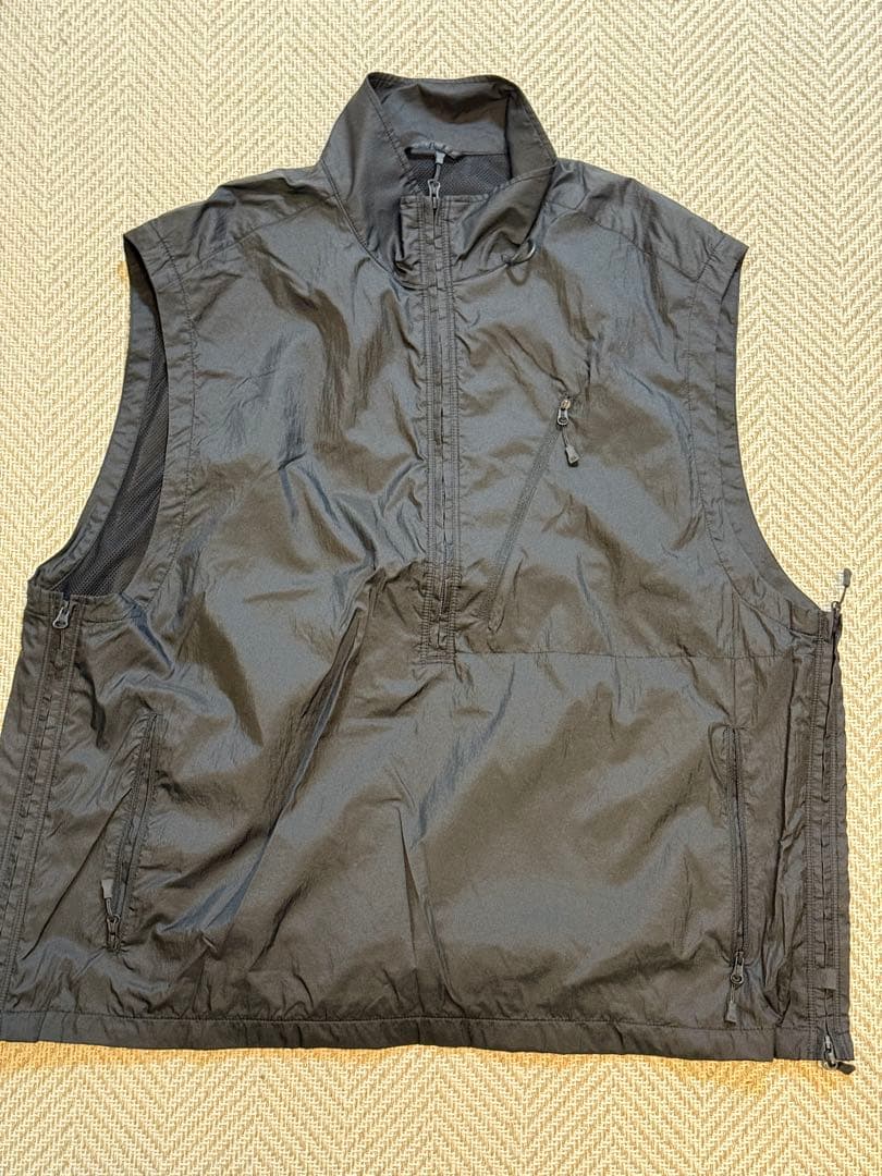 トップス DAIWA PIER39 TECH WIND SHELL VEST DAIWA PIER39 