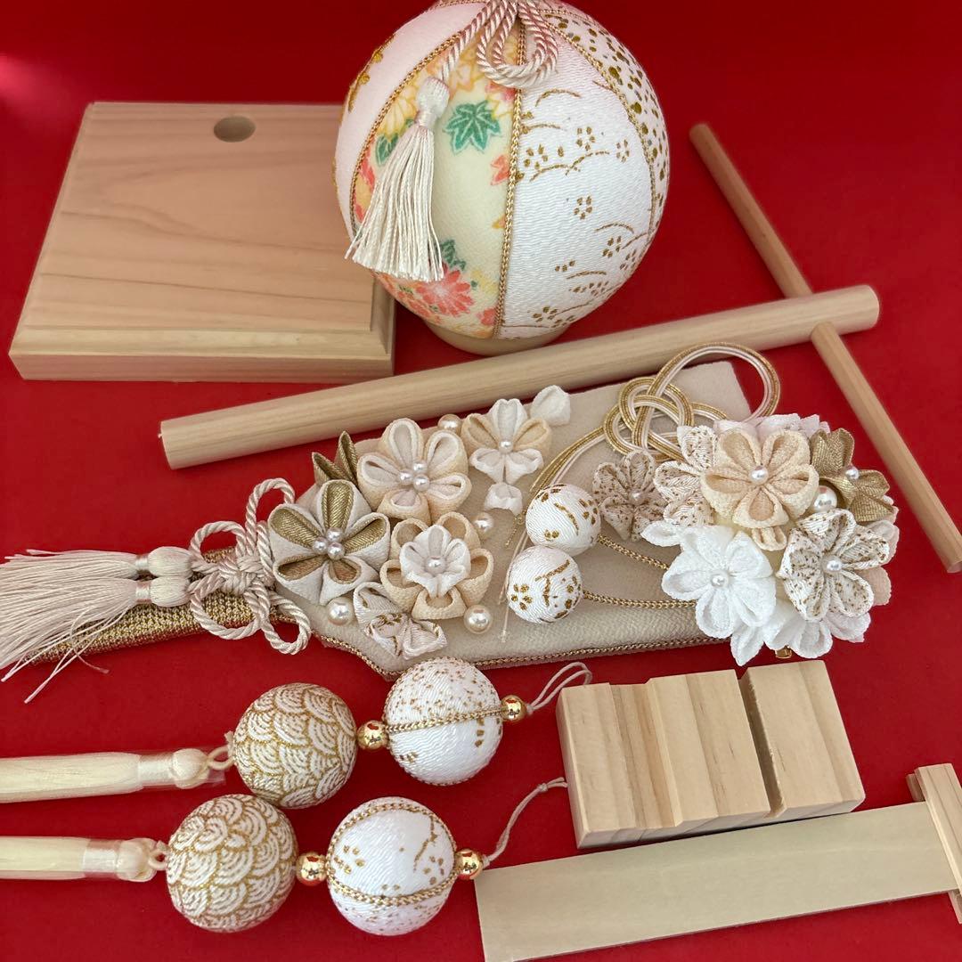 専用 羽子板 つるし飾り 木目込み 手鞠 名前入り 刺繍 命名 お雛様 七