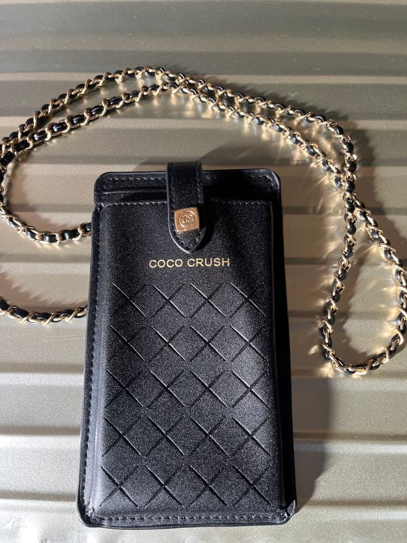 CHANEL ノベルティ スマホショルダー チェーンポーチ