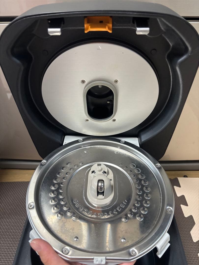 [倉庫処分セール]HITACHI 炊飯器 RZ-W100GM -2023年製