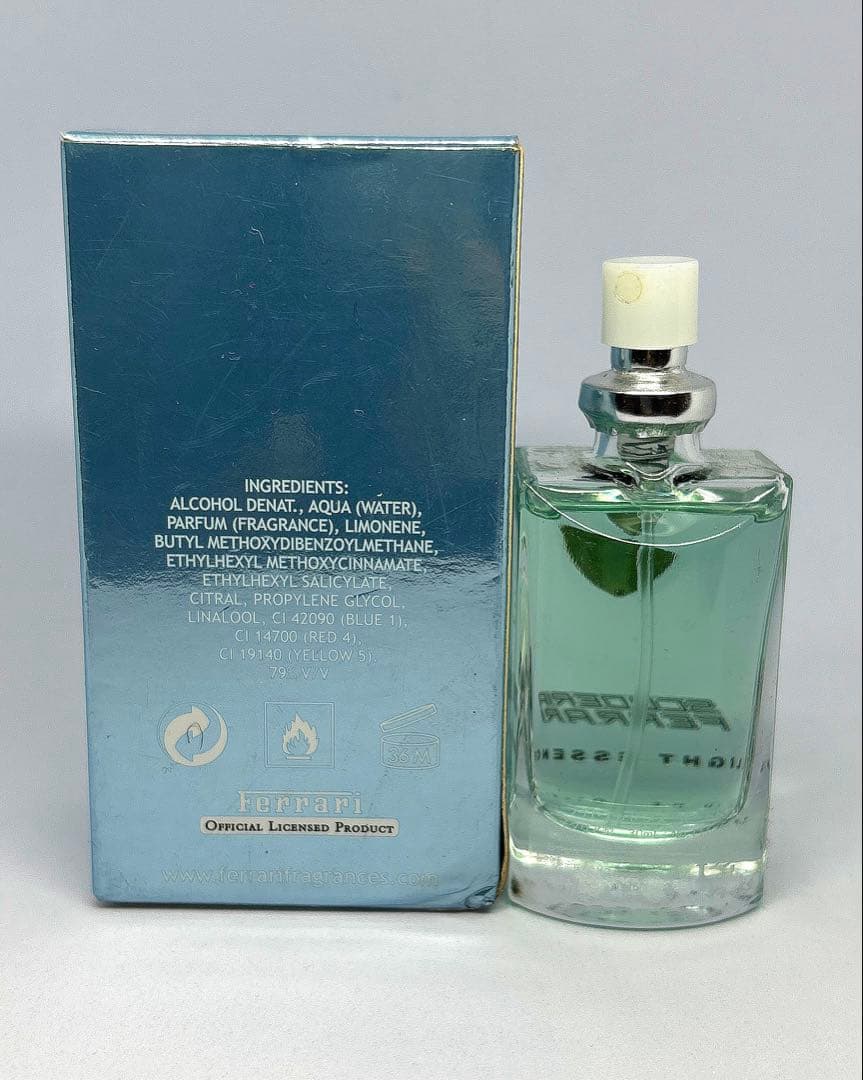 Ferrari フェラーリ ライトエッセンス オードトワレ 30ml - メルカリ