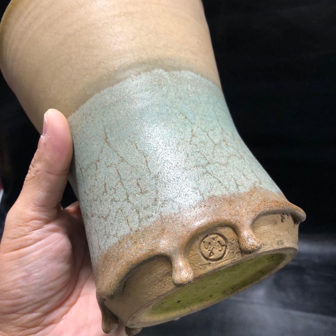 美しい古美術◼️蔵の裏からかなり雰囲気のある蓋のある花瓶のような謎