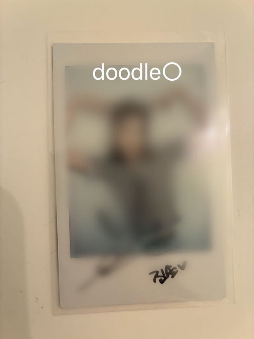 ARTMS LOONA ジンソル 진솔 直筆サイン入りポラロイド チェキ② itzy リュジン tunnel vision 直筆サイン入りチェキ ポラロイド - メルカリ