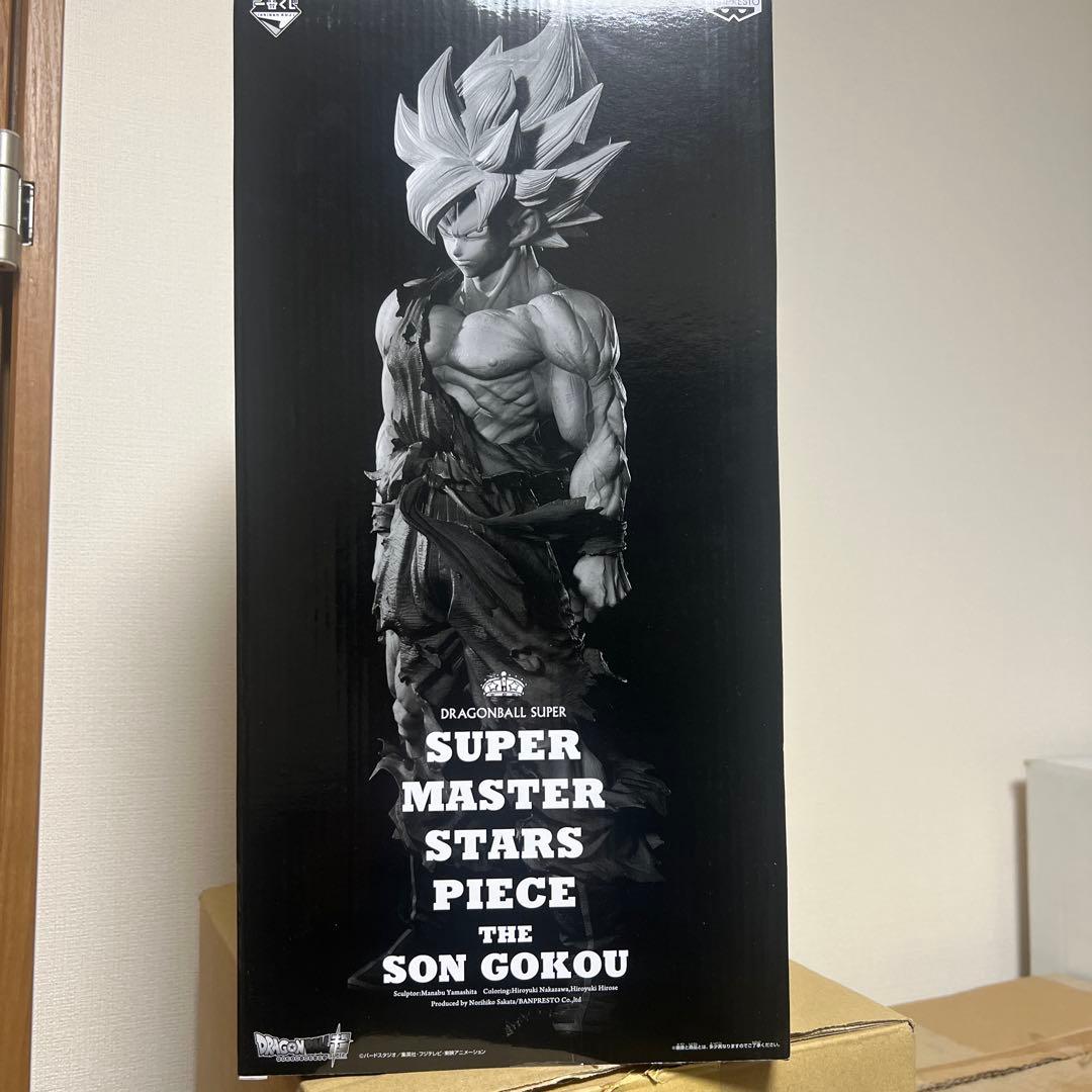 ドラゴンボール SUPER MASTER STARS PIECE ゴクウ Amazon.com: Dragon Ball Z Master Stars Piece the Son Gokou Action