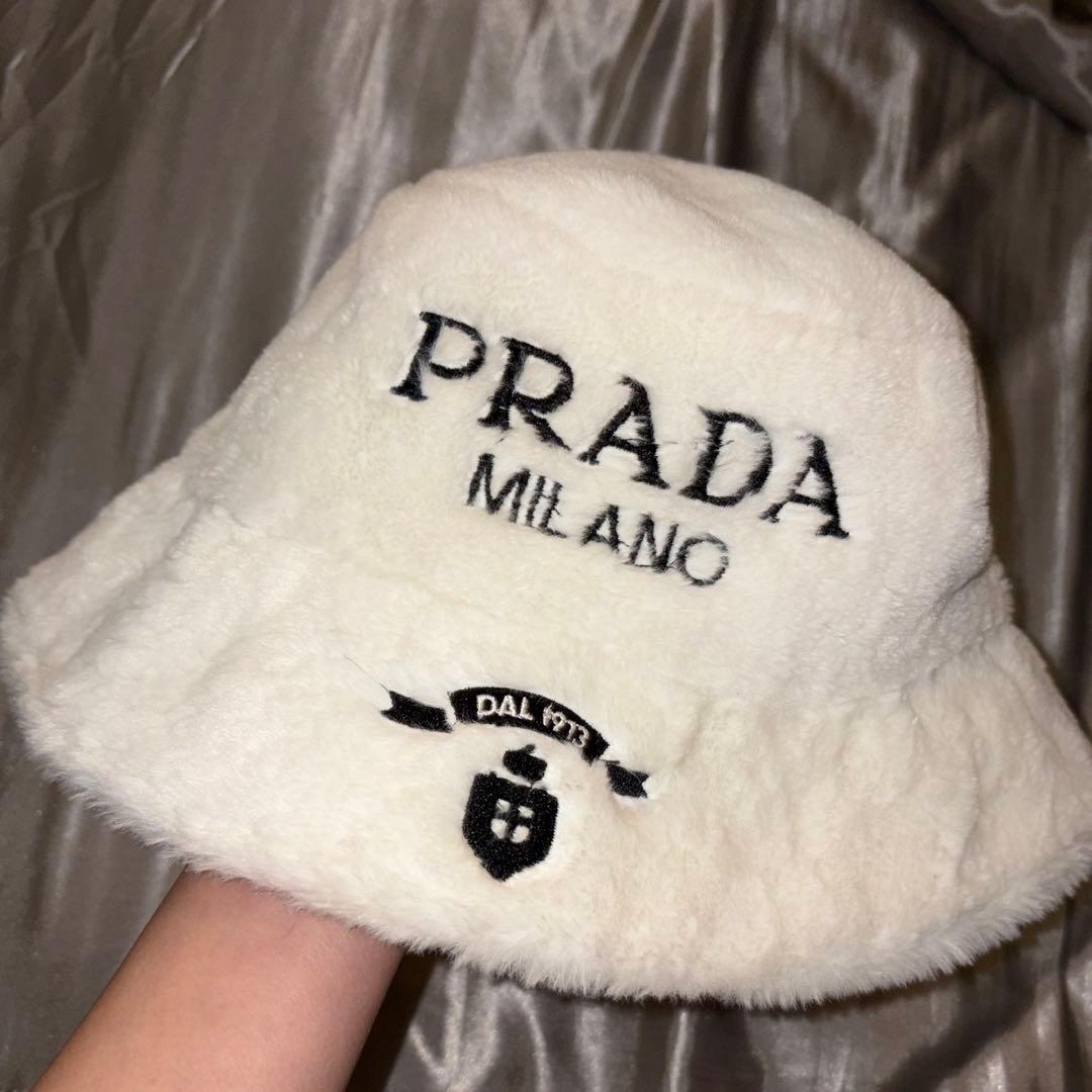 PRADA プラダ モコモコバケットハット ホワイト 白 バケハ 帽子