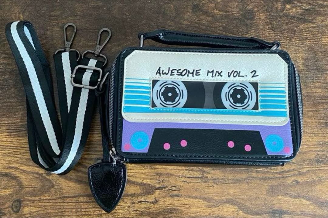 ガーディアンズオブギャラクシー　ショルダーバッグ Amazon.co.jp: ガーディアンズ・オブ・ギャラクシーバッグ かばん