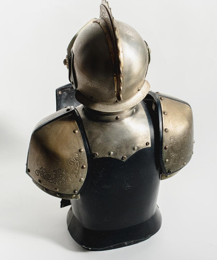 ニッカウイスキー 西洋甲冑 騎士 鎧 オブジェ - メルカリ