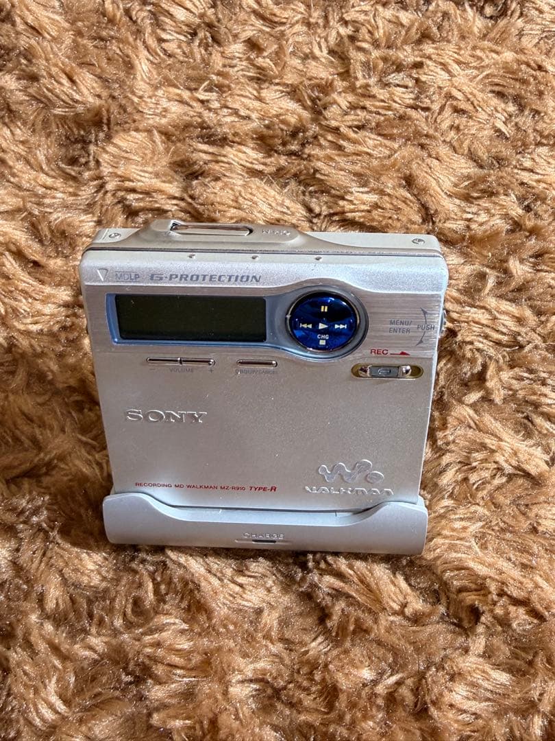 美品 SONY MZ-R910 ポータブルMDプレーヤー - メルカリ