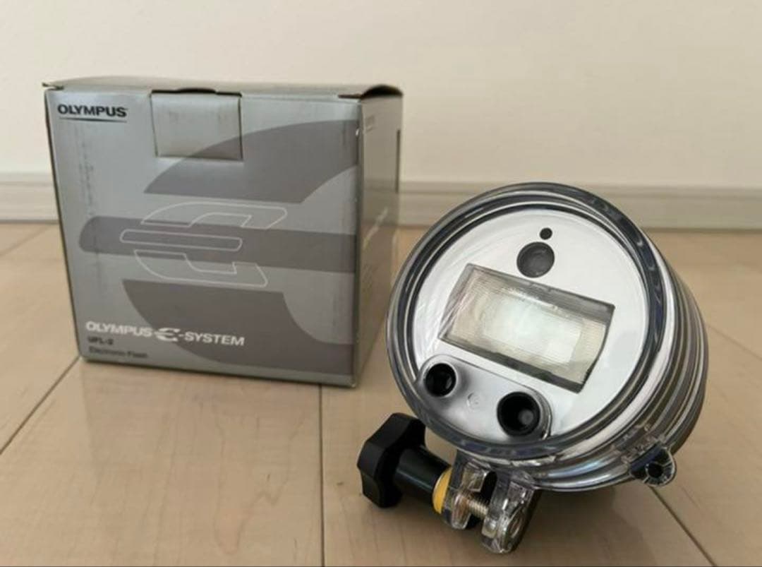 水中専用フラッシュ　UFL-2 オリンパス、水中撮影用外部フラッシュ「UFL-2」 - 価格.com