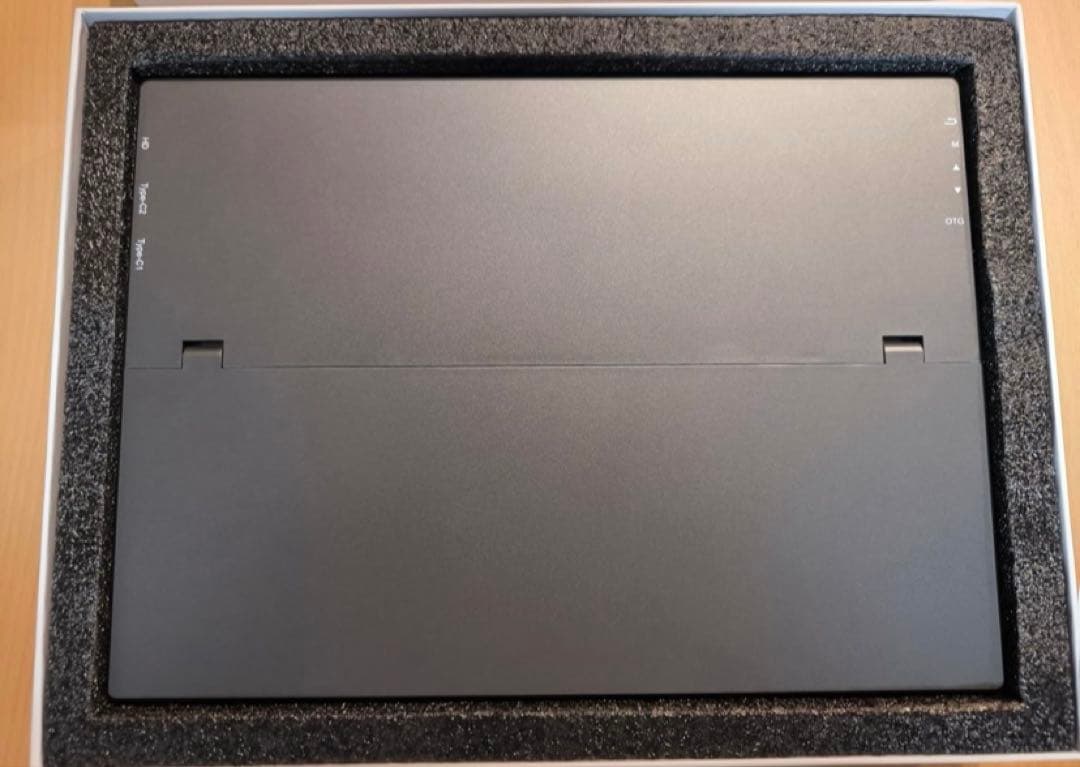 2025年最新モバイルモニター 12.3インチ 2.4K HDR定価29800円