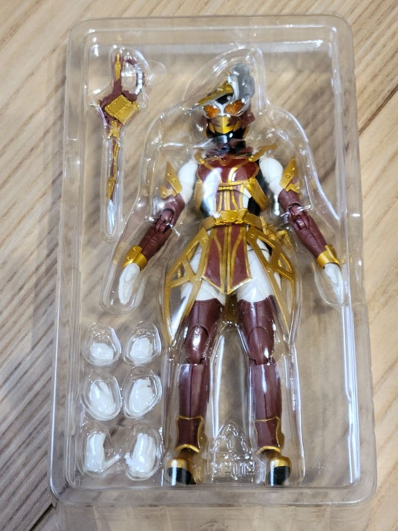 S.H.Figuarts 仮面ライダーサーベラ 昆虫大百科