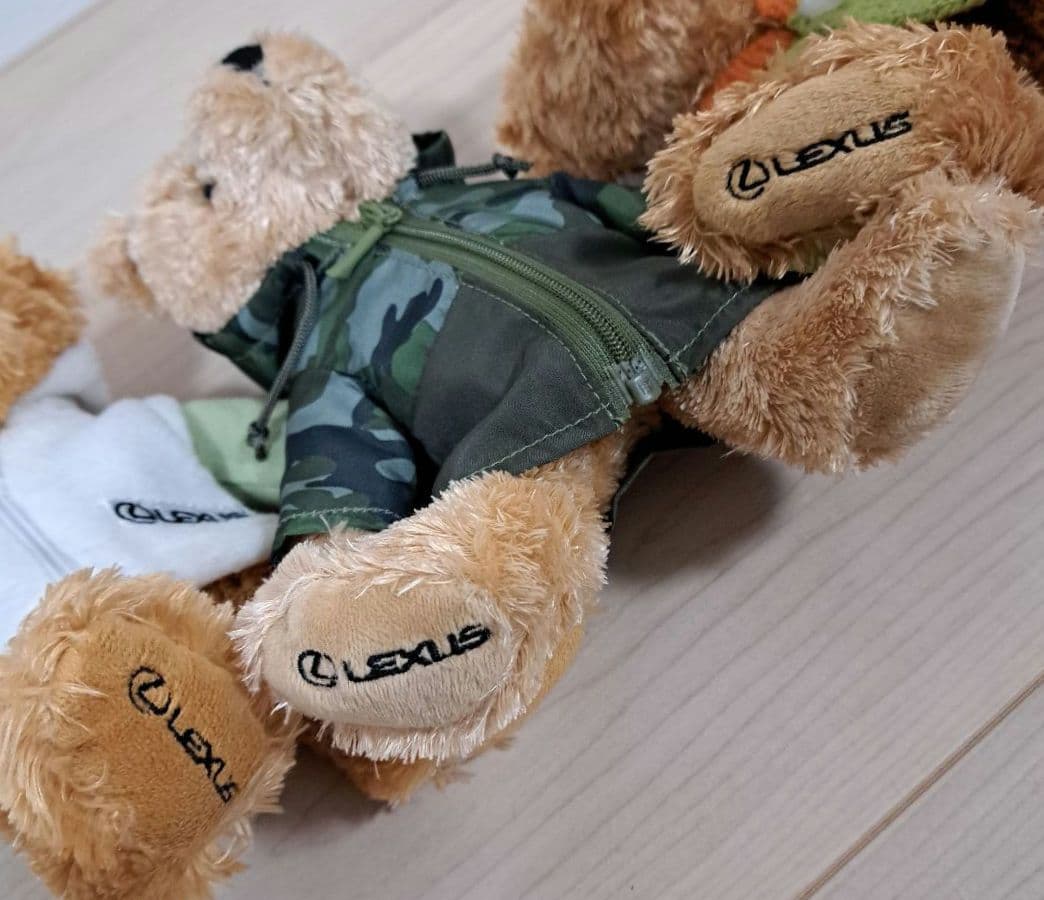 LEXUS レクサス くま ぬいぐるみ 迷彩柄パーカー ノベルティ 人形