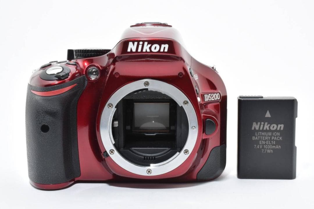 ★シャッター数2050★ ニコン NIKON D5200 レッド ☆シャッター数2050☆ ニコン NIKON D5200 レッド - メルカリ