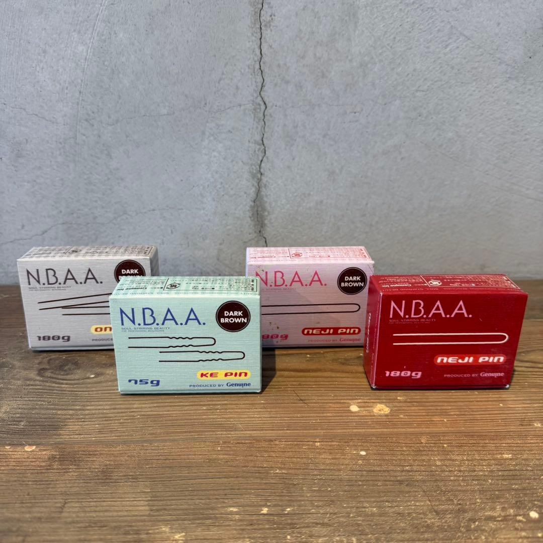 NBAA ヘアアレンジセット ブラシ ピン コーム まとめ売り - メルカリ