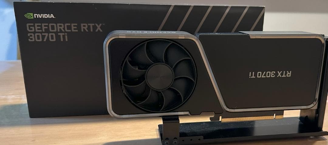 RTX 3070 Ti founders edition 本体 NVIDIA GeForce RTX 3070 Ti Founders Edition Review | TechPowerUp