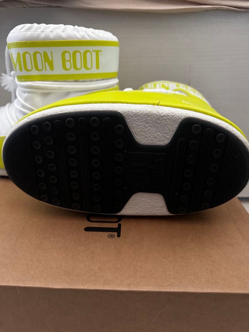 MOON BOOT スノーブーツ ホワイト/ライム サイズ 24.5