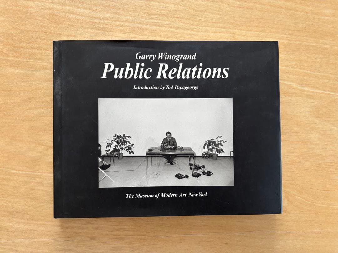 Garry Winogrand Public Relations 写真集 上野修：35 Gary Winogrand『Public Relations』：Photo & Culture, Tokyo