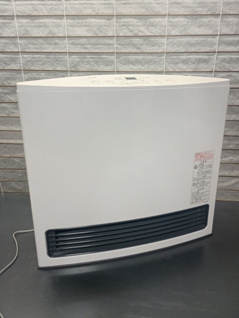 NORITZ ガスファンヒーター　GFH-4004S-W5　１７年　ＬＰガス用 ノーリツ（NORITZ） 中古 プロパンガス用ファンヒーター GFH-4004S-W5