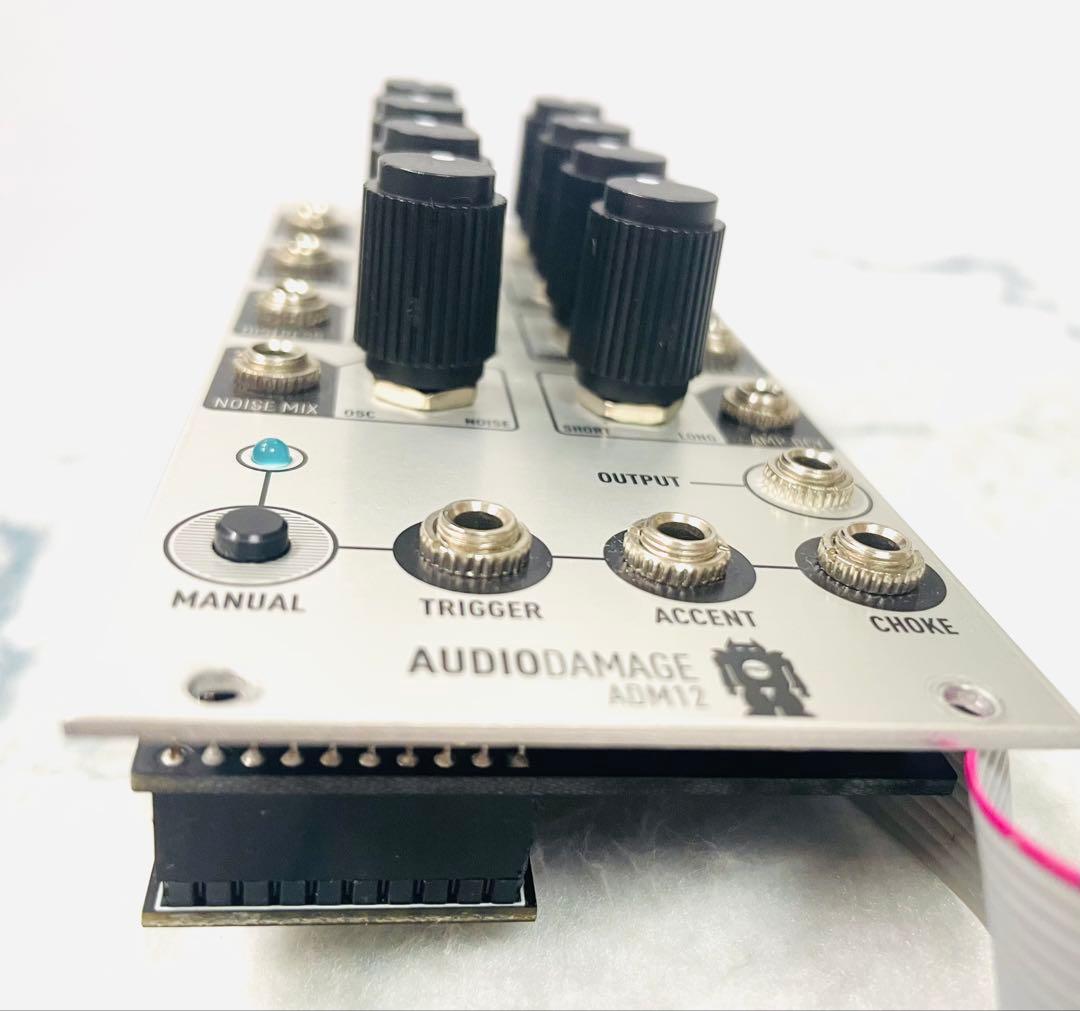 生産終了品 Audio Damage ADM12 Neuron 稼動品 シンセ