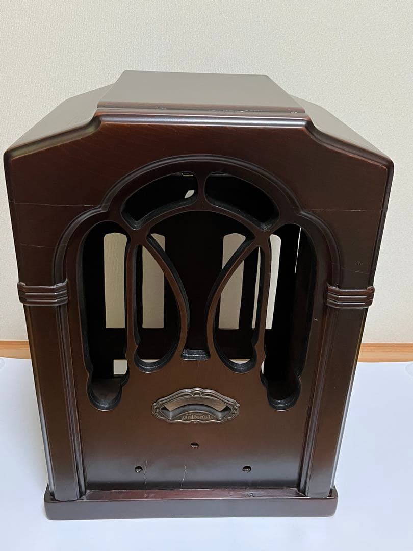 ナショナル受信機R-48号用キャビネット（シャーシは入っていません） 真空管ラジオ「NATIONAL Type R-48」（前編） | 時代屋ちとせあめ